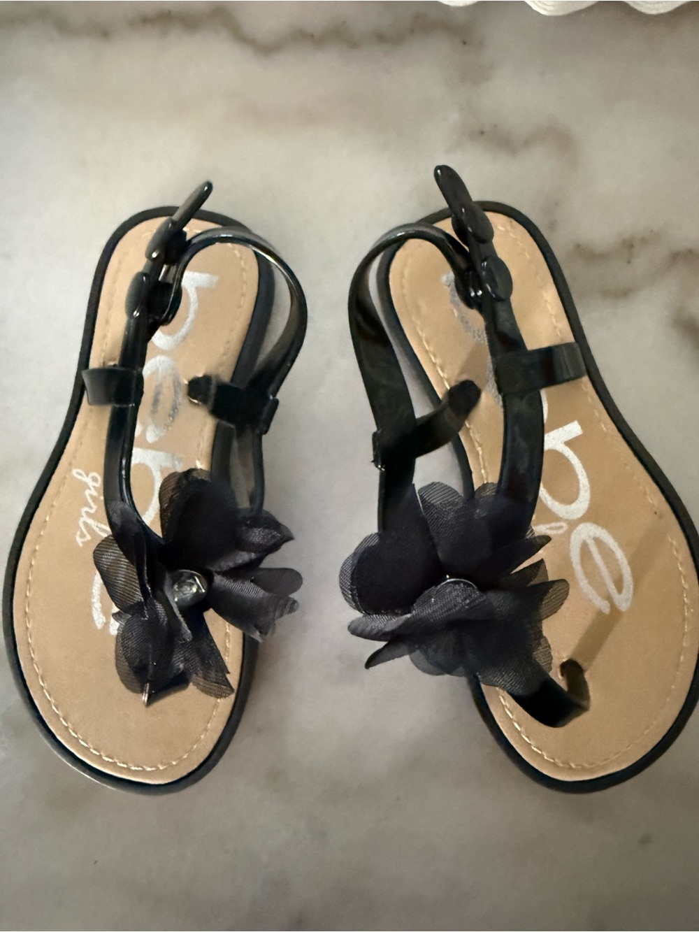 Bebe NEW girls patent floral sandals snap strap sz M 7/8